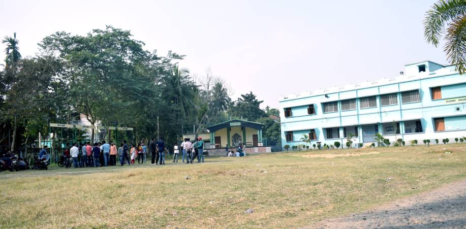 DINABANDHU MAHAVIDYALAYA
